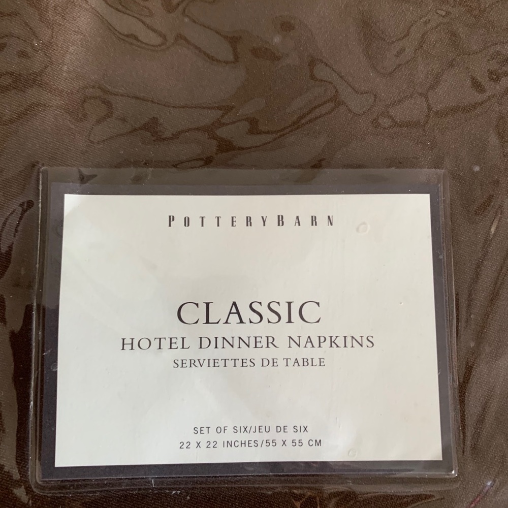 Hotel Dinner Napkins